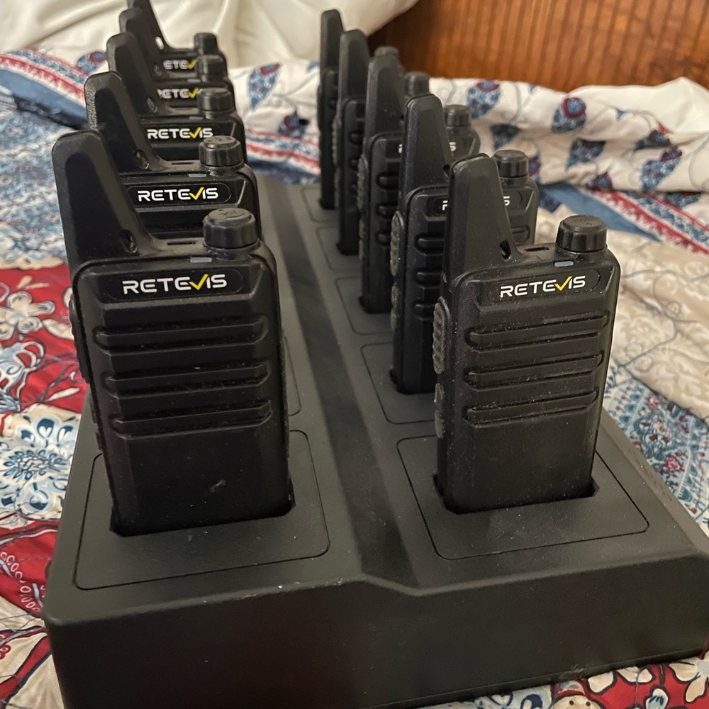 Retevis Two-Way Radios/ Walkie Talkies with Charging Dock
